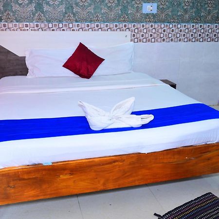 Mor Hotel Beach Heaven-স্বর্গদ্বার গোল্ডেন বিচ এবং মন্দিরের কাছে হোটেল বিচ হেভেন- Near Golden Beach & Temple Best Selling & Best Choice Of Travellers Пурі Екстер'єр фото