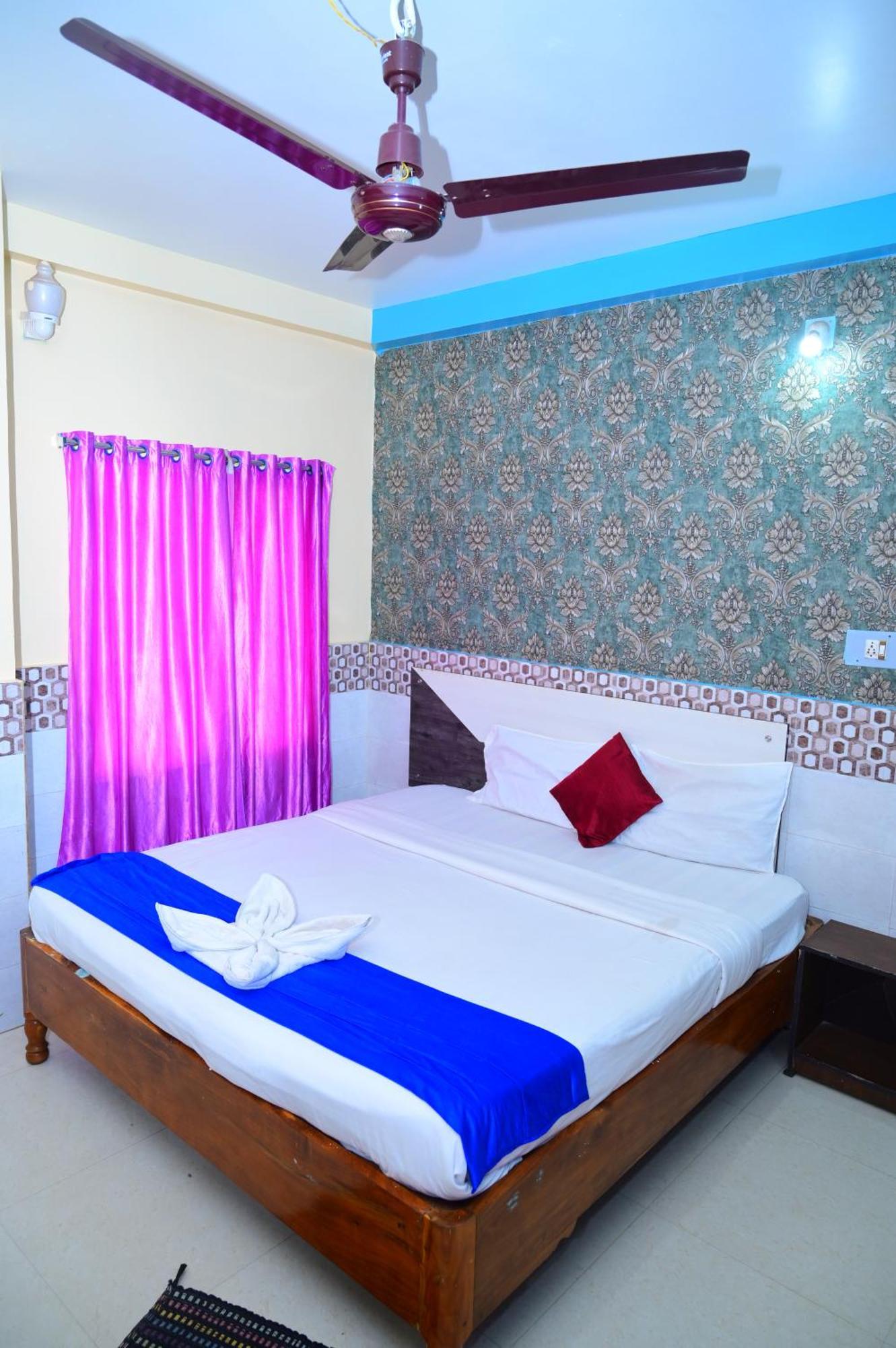 Mor Hotel Beach Heaven-স্বর্গদ্বার গোল্ডেন বিচ এবং মন্দিরের কাছে হোটেল বিচ হেভেন- Near Golden Beach & Temple Best Selling & Best Choice Of Travellers Пурі Екстер'єр фото
