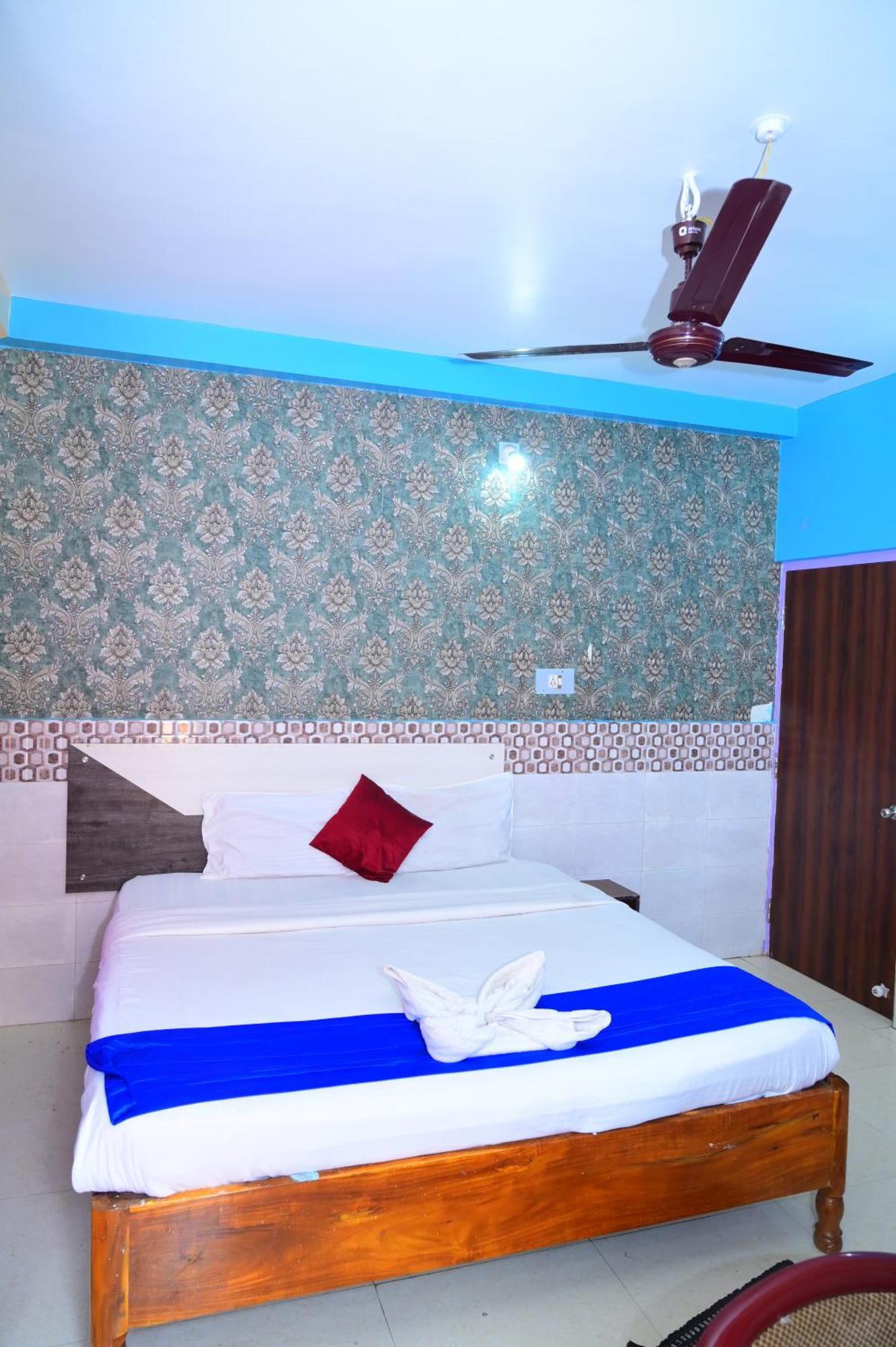 Mor Hotel Beach Heaven-স্বর্গদ্বার গোল্ডেন বিচ এবং মন্দিরের কাছে হোটেল বিচ হেভেন- Near Golden Beach & Temple Best Selling & Best Choice Of Travellers Пурі Екстер'єр фото