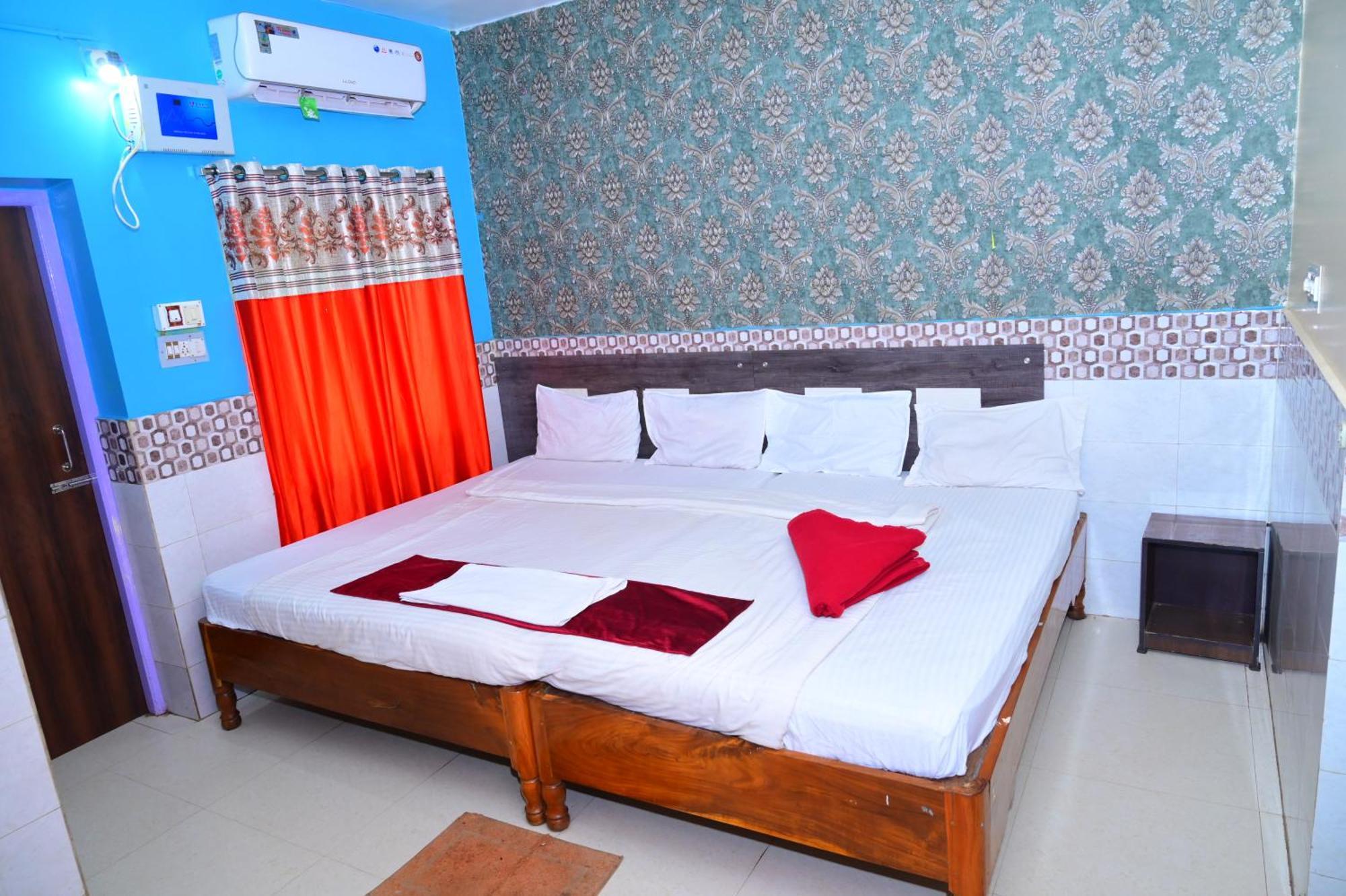 Mor Hotel Beach Heaven-স্বর্গদ্বার গোল্ডেন বিচ এবং মন্দিরের কাছে হোটেল বিচ হেভেন- Near Golden Beach & Temple Best Selling & Best Choice Of Travellers Пурі Екстер'єр фото