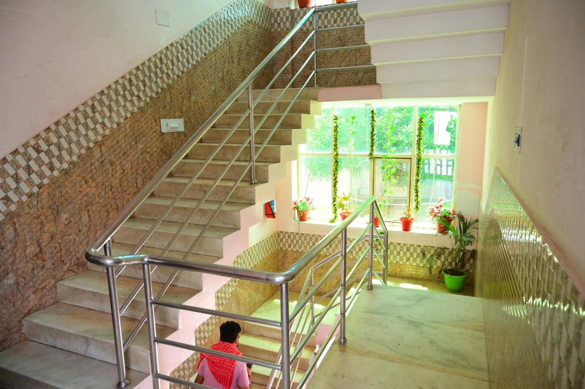 Mor Hotel Beach Heaven-স্বর্গদ্বার গোল্ডেন বিচ এবং মন্দিরের কাছে হোটেল বিচ হেভেন- Near Golden Beach & Temple Best Selling & Best Choice Of Travellers Пурі Екстер'єр фото